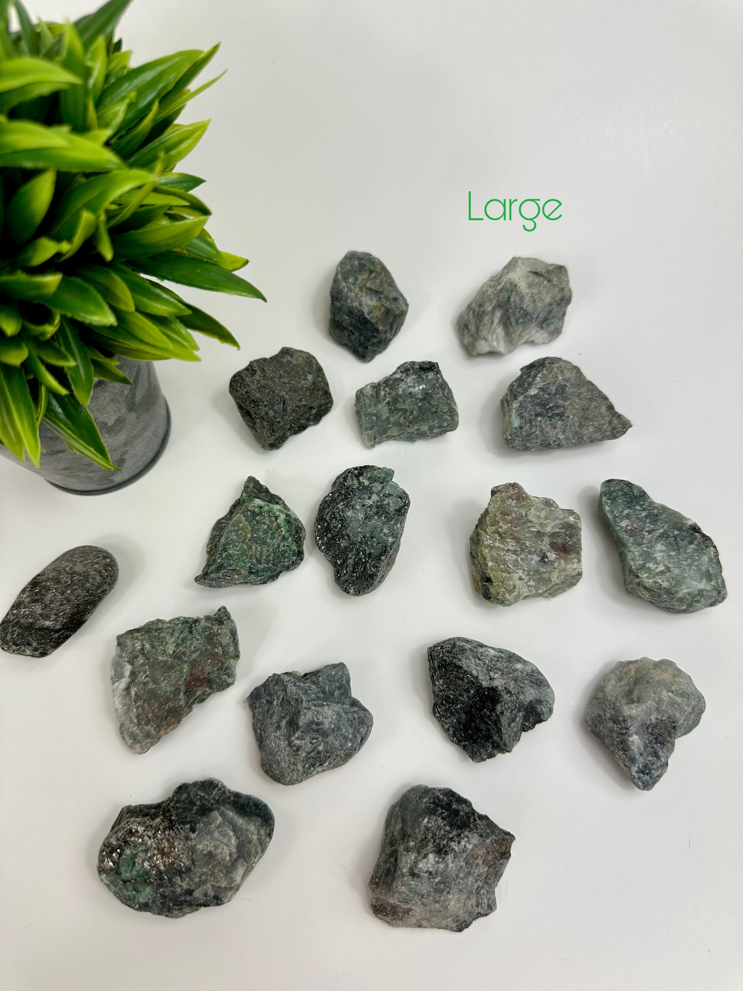 Emerald Raw Pieces - Large